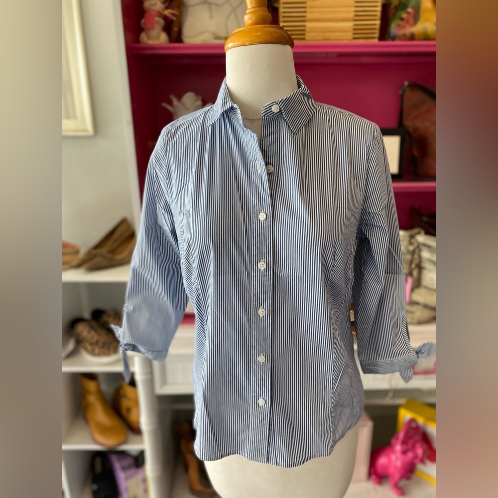 Roz & Ali button down size small petite